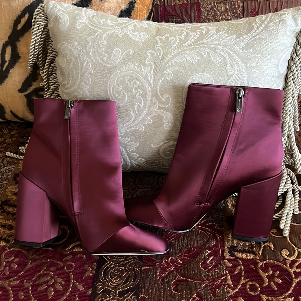 Jessica Simpson booties